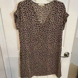 Chic Leopard Print Dress